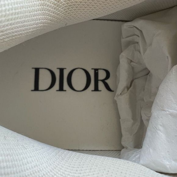 B22 DIOR SNEAKERS - Picture 8 of 10